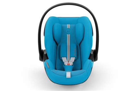 Dettaglio seggiolino CYBEX Cloud G i-Size con neonato