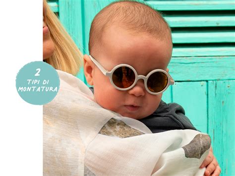 Bambino con occhiali da sole Suavinex felice
