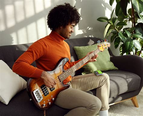 Stefano Franceschini playing bass guitar