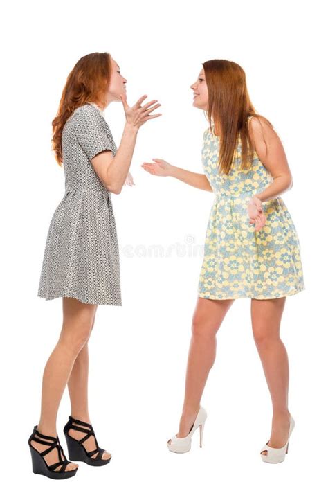 Ragazze congolesi che discutono di mestruazioni