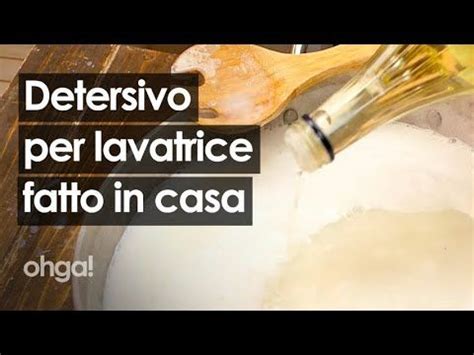 Infografica comparativa: Detersivo fatto in casa vs Detersivo industriale