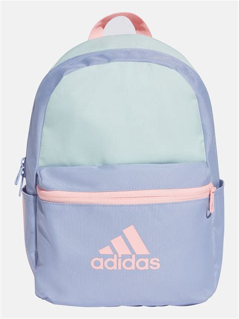bambina con zaino adidas colorato