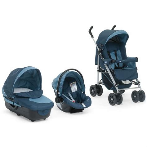 Chicco Trio Enjoy Fun in ambiente urbano