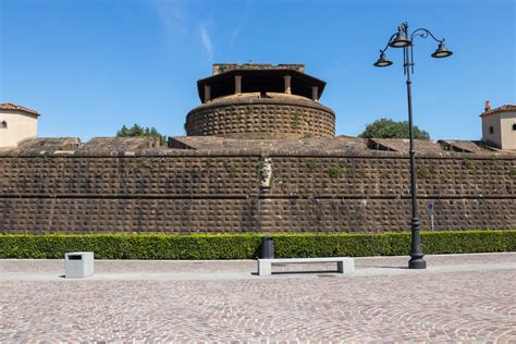 Immagine iconica della Fortezza da Basso, sede di Pitti Bimbo