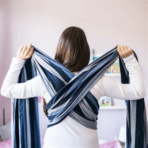 Diversi campioni di tessuto per fasce porta bebè (cotone, lino, bambù)