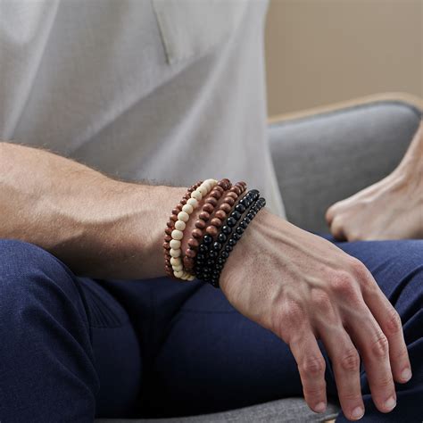 Set di bracciali per bambina in confezione regalo