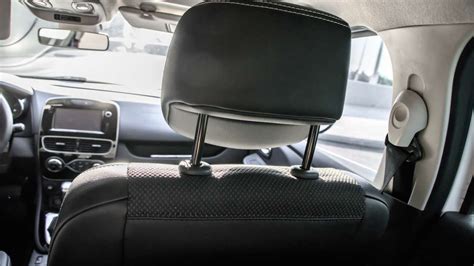 Dettaglio della tecnologia AirProtect sul poggiatesta