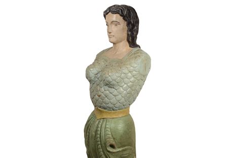 Banconota storica raffigurante una figura femminile illustre