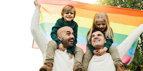 Le famiglie arcobaleno e la PMA