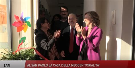 Interno della Casa della Neogenitorialità di Bari con personale qualificato
