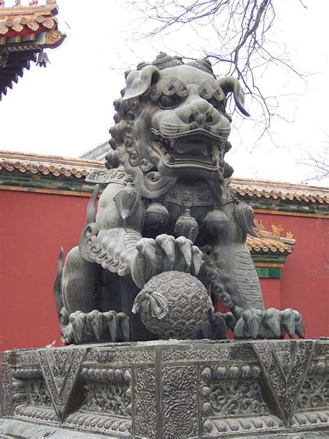 Leone Buddhista o Foo Dog