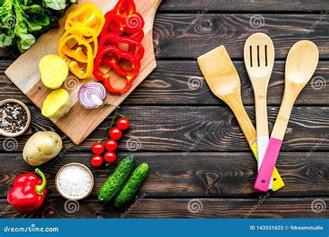 Ingredienti freschi per la cucina dei bambini