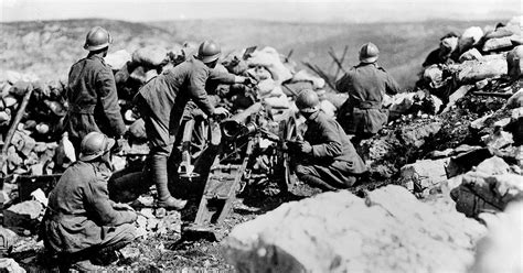 Immagini storiche della Prima Guerra Mondiale e della Resistenza