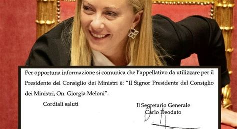Giorgia Meloni firma manifesto pro-vita