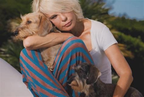 Maria De Filippi con i suoi cani