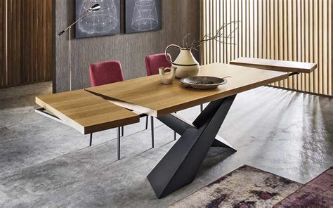 Tavoli allungabili e complementi d'arredo moderni di Pozzoli 1950 srl