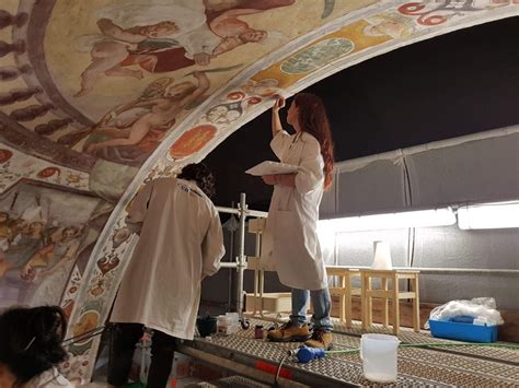 Raffaele Iachetti al lavoro o una sua opera d'arte