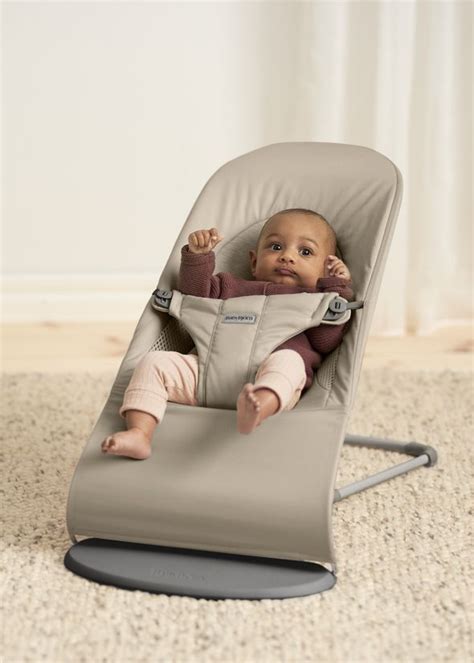 Sdraietta BabyBjörn in modalità poltroncina