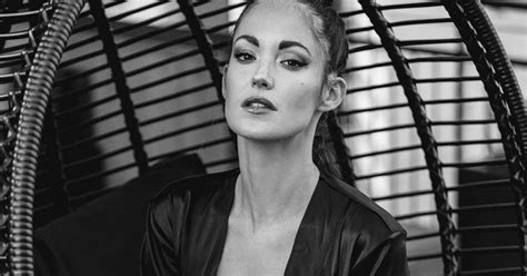 Gracia De Torres in posa da modella prima della gravidanza