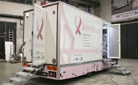 Clinica mobile o centro sanitario in Afghanistan