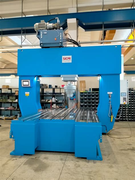 Banco di raddrizzatura e allineamento telaio