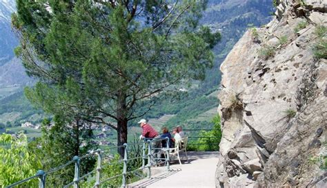 La roccia montonata sulla Passeggiata Tappeiner