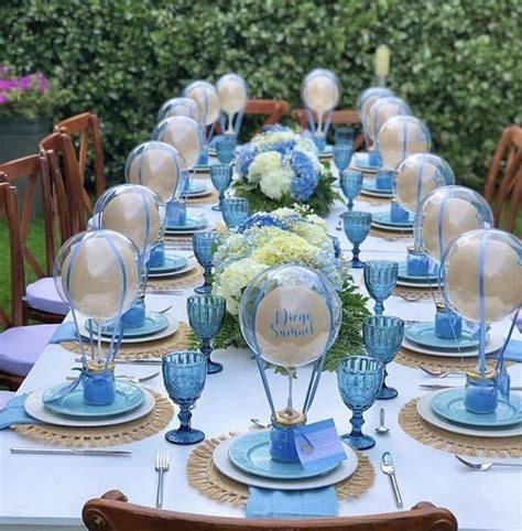Tavola Baby Shower azzurra per maschietto