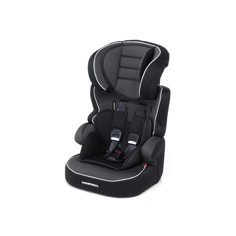 Seggiolino auto Foppapedretti Babyroad montato correttamente su un sedile posteriore di un veicolo