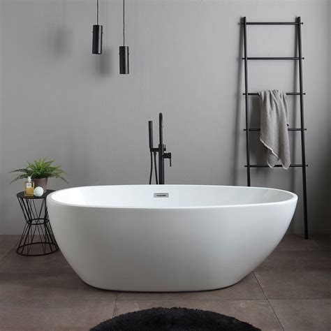 Immagine di una vasca da bagno in Classic Blue
