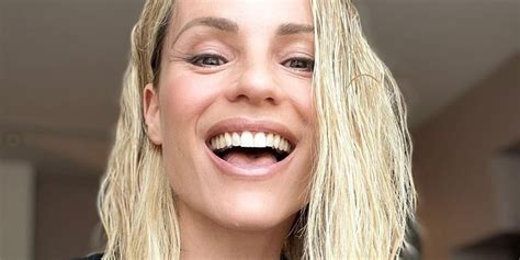 Michelle Hunziker ironizza sulle fake news