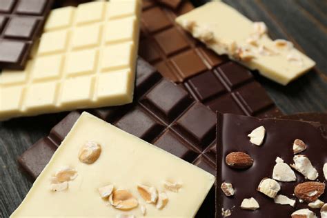 Tipi di cioccolato e il loro contenuto di caffeina