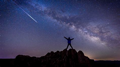 Un'immagine simbolica di una stella cadente