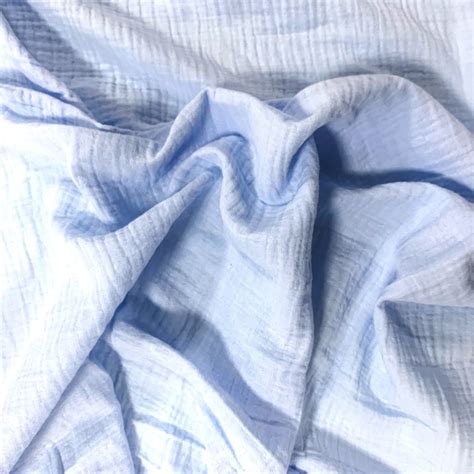 Tessuti leggeri per neonati (cotone, mussola, bambù)