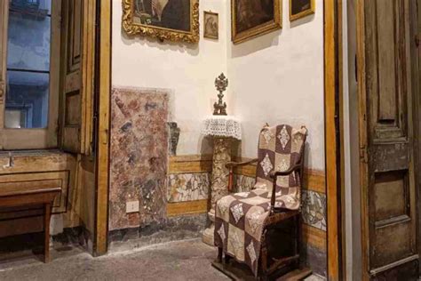 La sedia della fertilità nel santuario