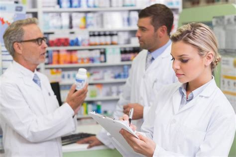 Dialogo in farmacia