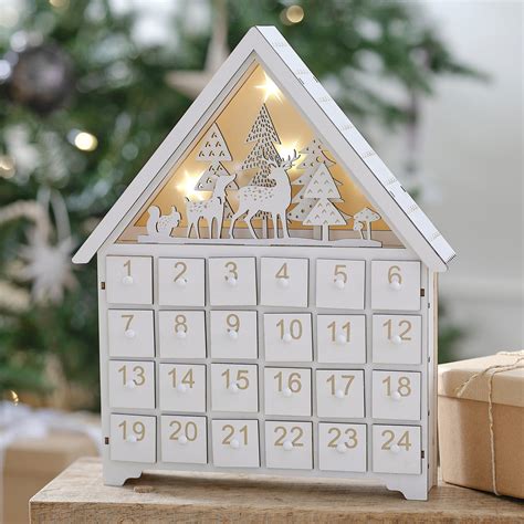 Calendario dell'Avvento HABA con elementi in legno