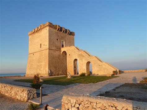 Torre di avvistamento a Torre Lapillo