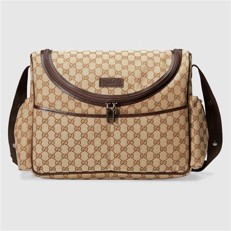 Gucci diaper bag: exterior and dimensions