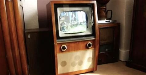 Primo televisore a colori