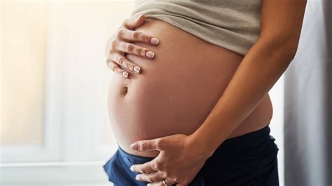 Donna in stato di gravidanza, sorpresa dalla scoperta
