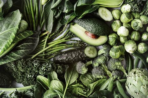 Verdure a foglia verde scuro