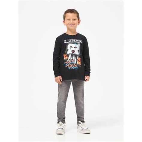 Dettaglio di una t-shirt bambino Terranova con stampa di un cartone animato