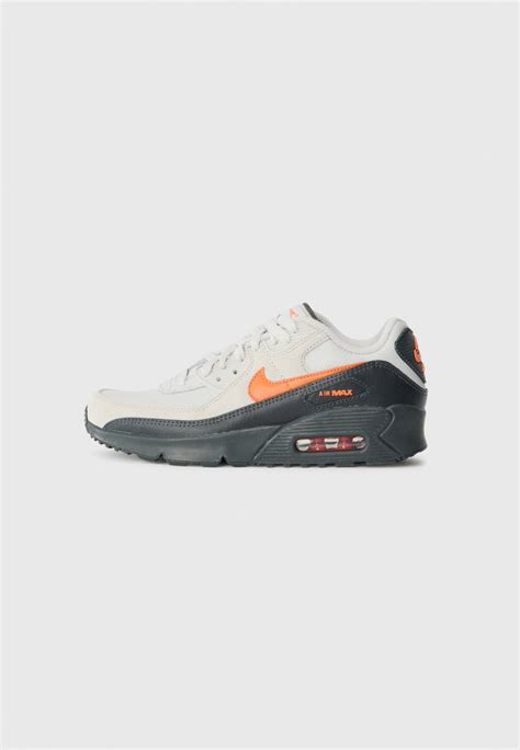 Dettaglio della suola di una Nike Air Max per bambini