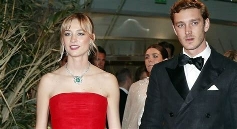 Beatrice Borromeo e Pierre Casiraghi in un evento pubblico