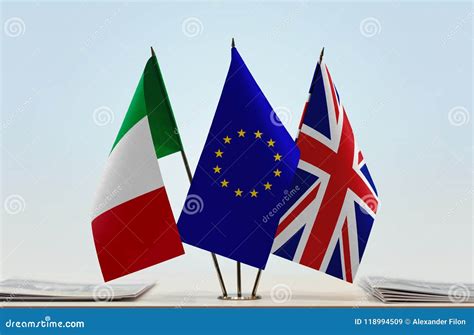 Bandiere Italia e Regno Unito