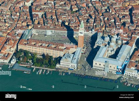 Vista aerea di Piazza San Marco, Venezia