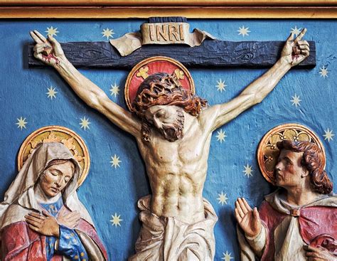 diagramma esplicativo che mostra il legame tra il sacrificio di Cristo, il Cuore di Maria e il fedele