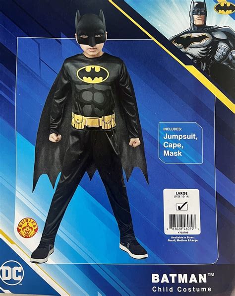 Vari costumi di Batman da diverse epoche per bambini