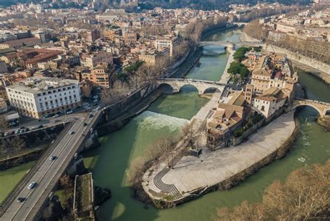 Isola Tiberina a Roma