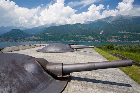 Il Forte Montecchio Nord e il Lago di Como